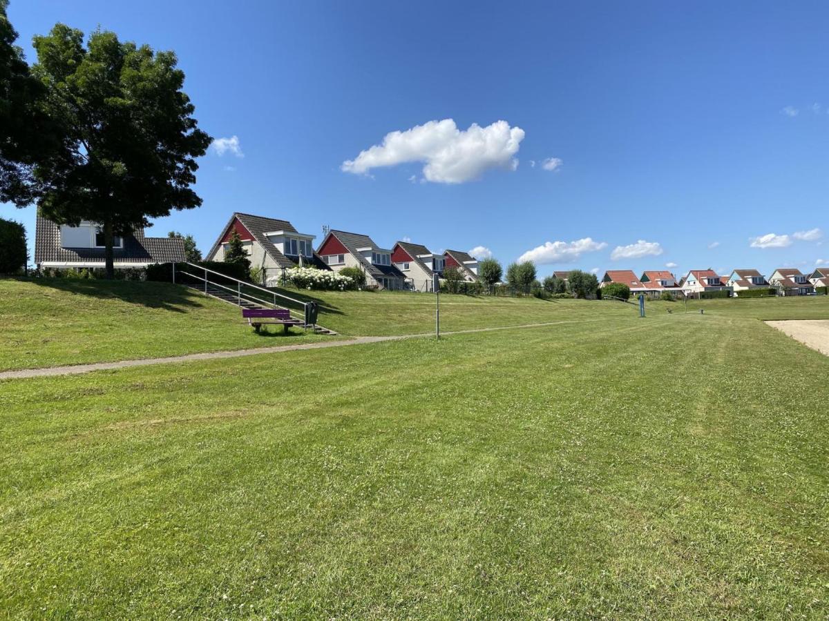 Catharina Villa Stevensweert Exterior photo